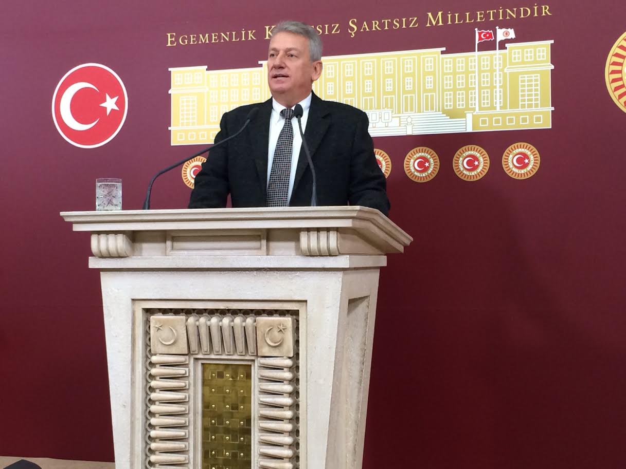 Mv. Av. Haluk Pekşen külleme hastalığı' nı Meclis'e taşıdı.