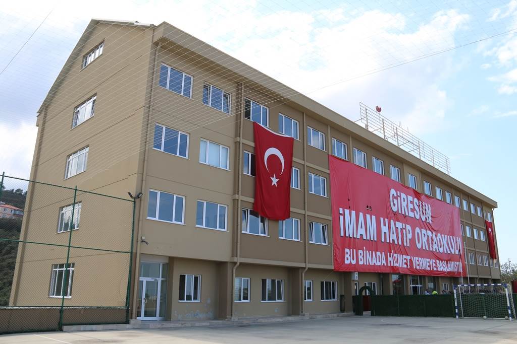 15 Temmuz Şehitler Giresun İmam Hatip Ortaokulunda İnceleme