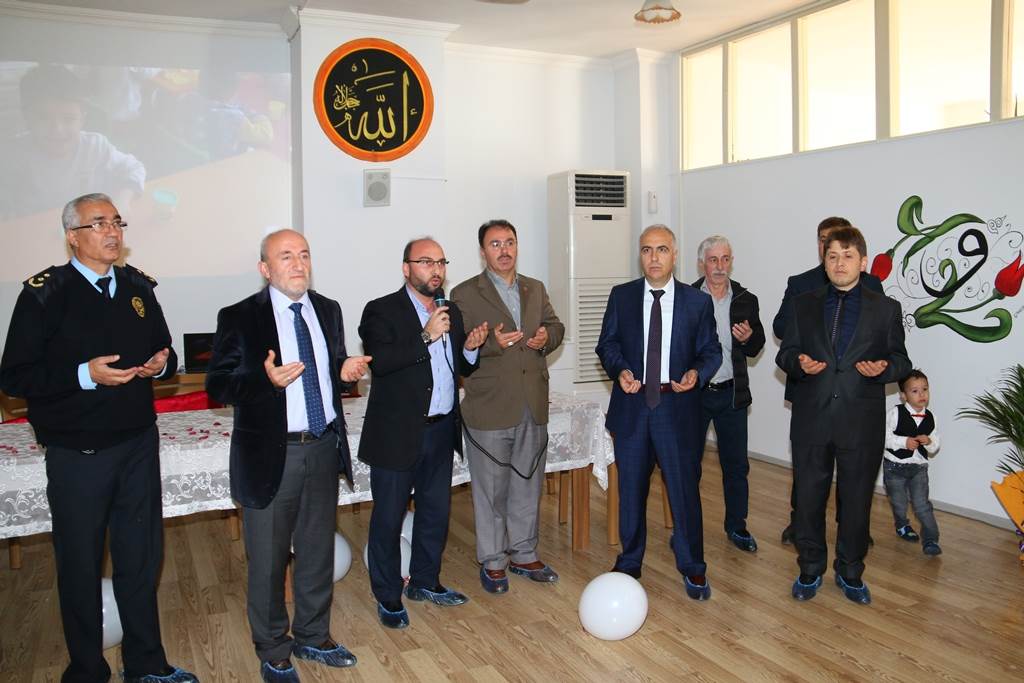 15 Temmuz Şehitleri Kur’an Kursu’nun Açılışı Yapıldı 