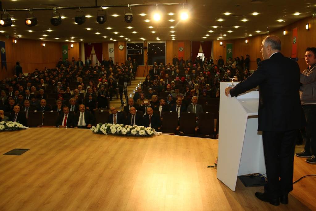 Çağımızda Cami Mimarisinde Arayışlar Sempozyumu