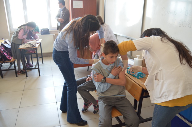 Okullarda Aşı Uygulaması Yapıldı