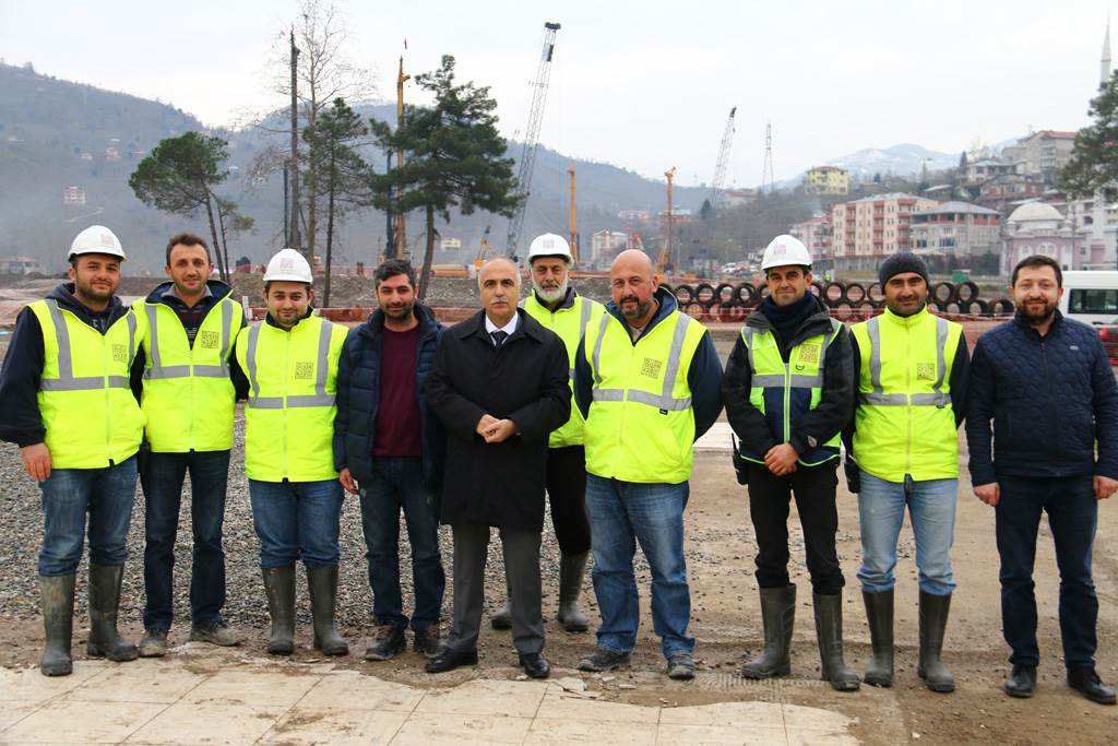 Vali Karahan, Çotanak Arena İnşaatına İncelemelerde Bulundu