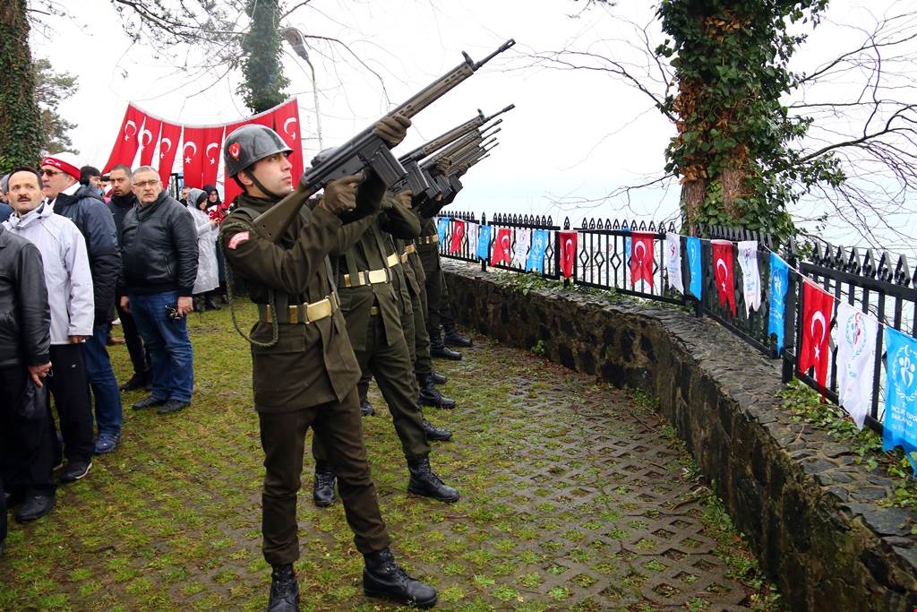 Sarıkamış Şehitleri 102’inci Yıl Anma Yürüyüşü Düzenlendi