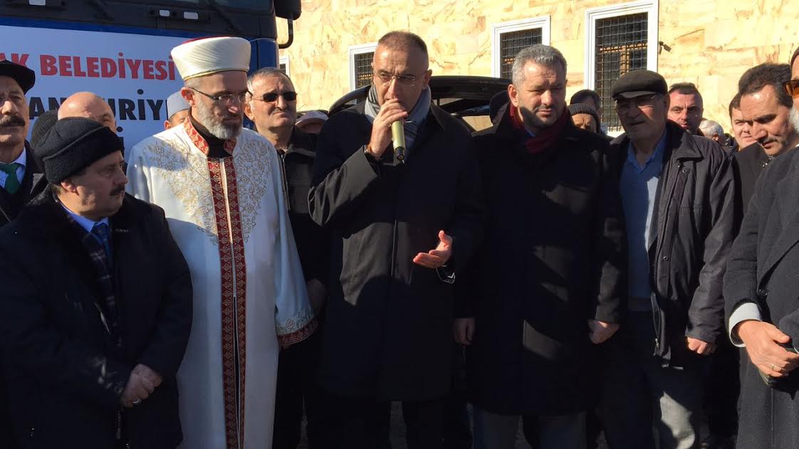 Bulancak Belediyesi Beşinci yardım tırını Suriye’ye gönderdi.