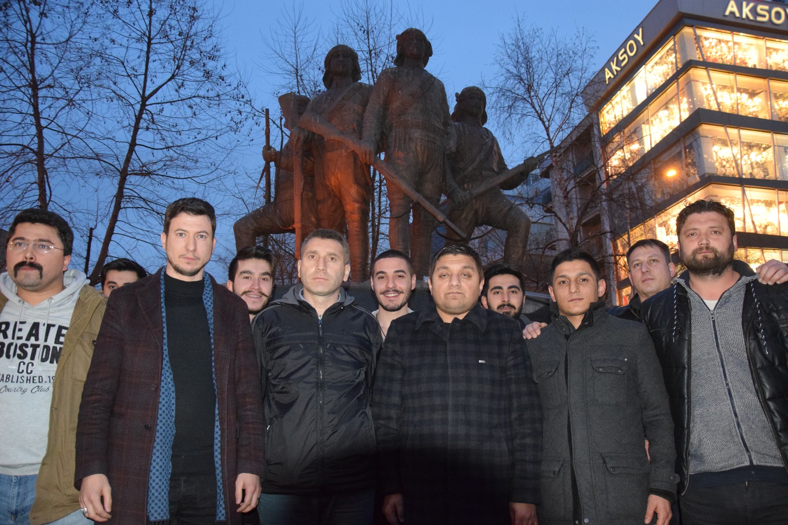 ÜLKÜCÜLERDEN TRT’YE OSMAN AĞA TEPKİLERİ SÜRÜYOR
