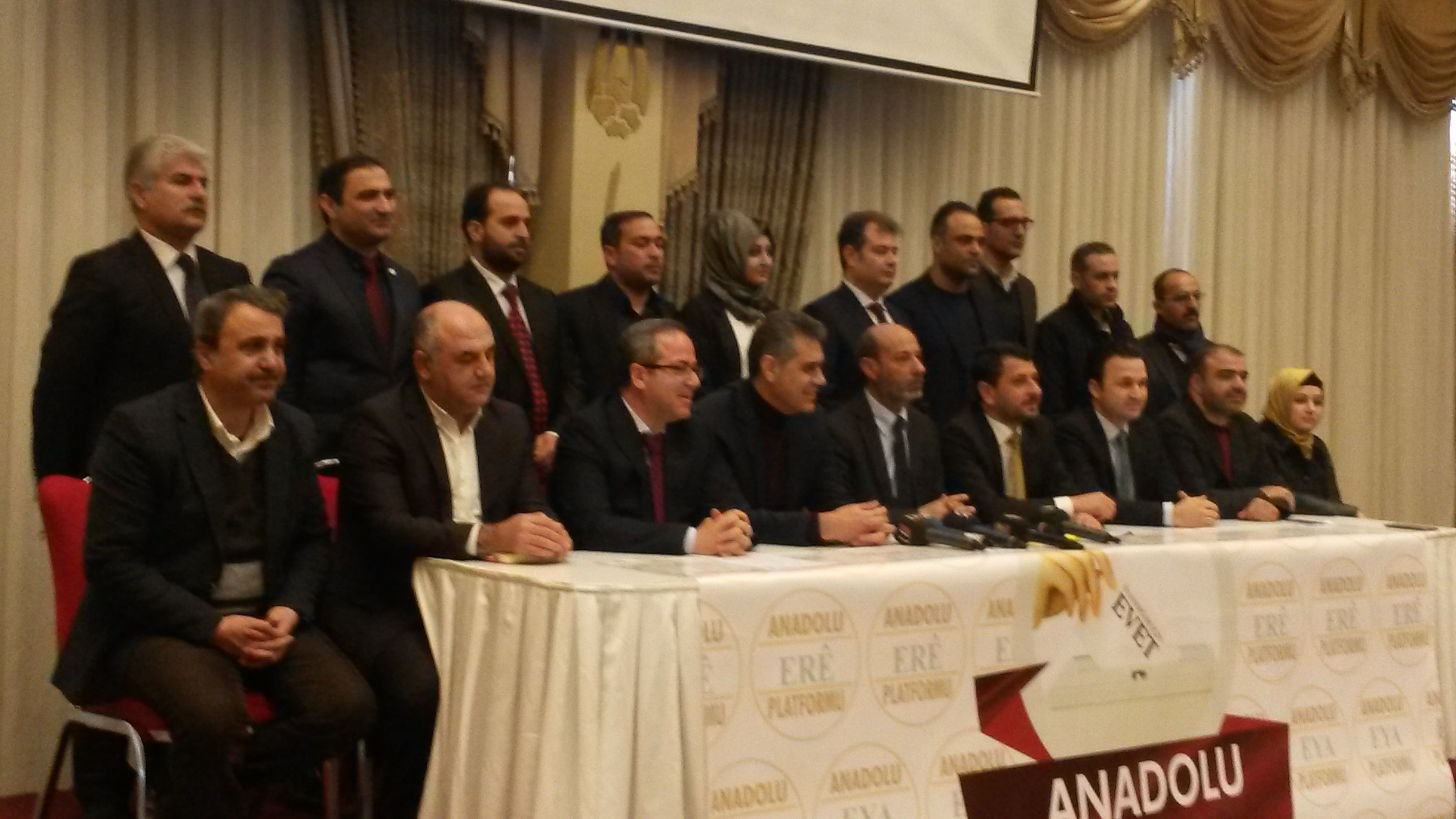 “Anadolu Evet Platformu” Adına Referandumun Lehine Bir Basın Açıklaması
