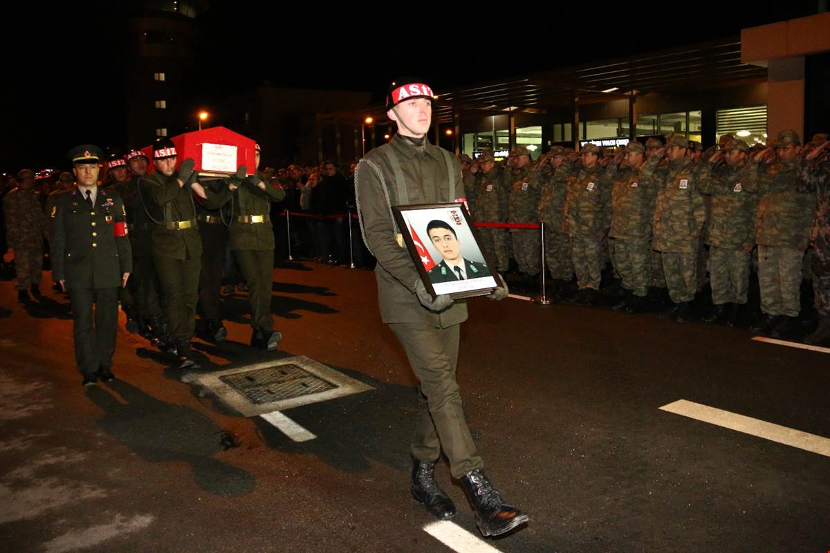Şehidimiz Furkan Yayla’yı Havalimanında Karşıladık