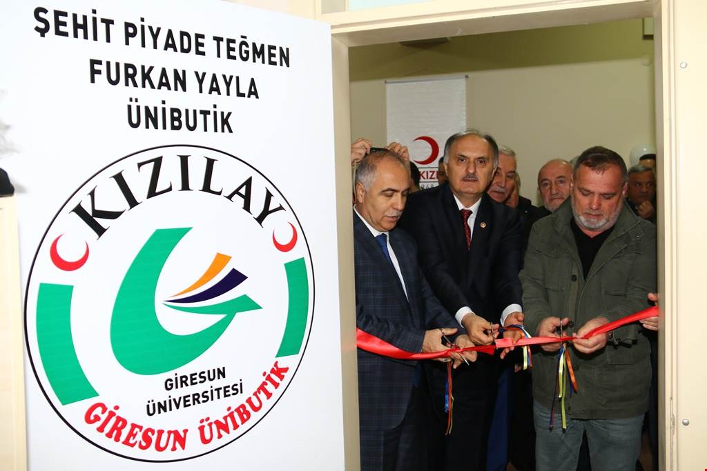 GRÜ’de İhtiyaç Sahibi Öğrenciler İçin Ünibutik Açılışı