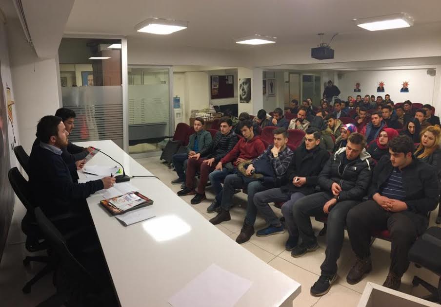 Bulancak Ak Gençlik Üniversiteli Öğrencilerle Buluştu