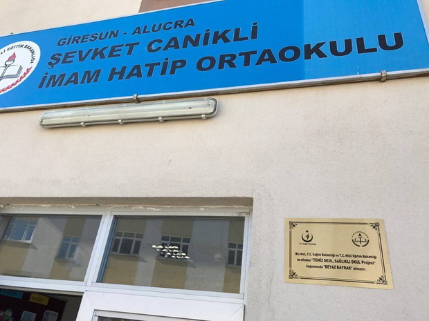 Şevket Canikli İHO’ya Beyaz Bayrak