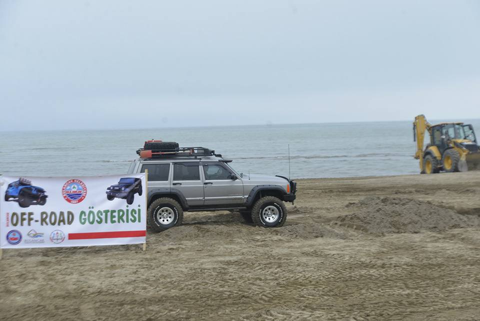 Bulancak’ta Plaj Off-Road Gösterisi..