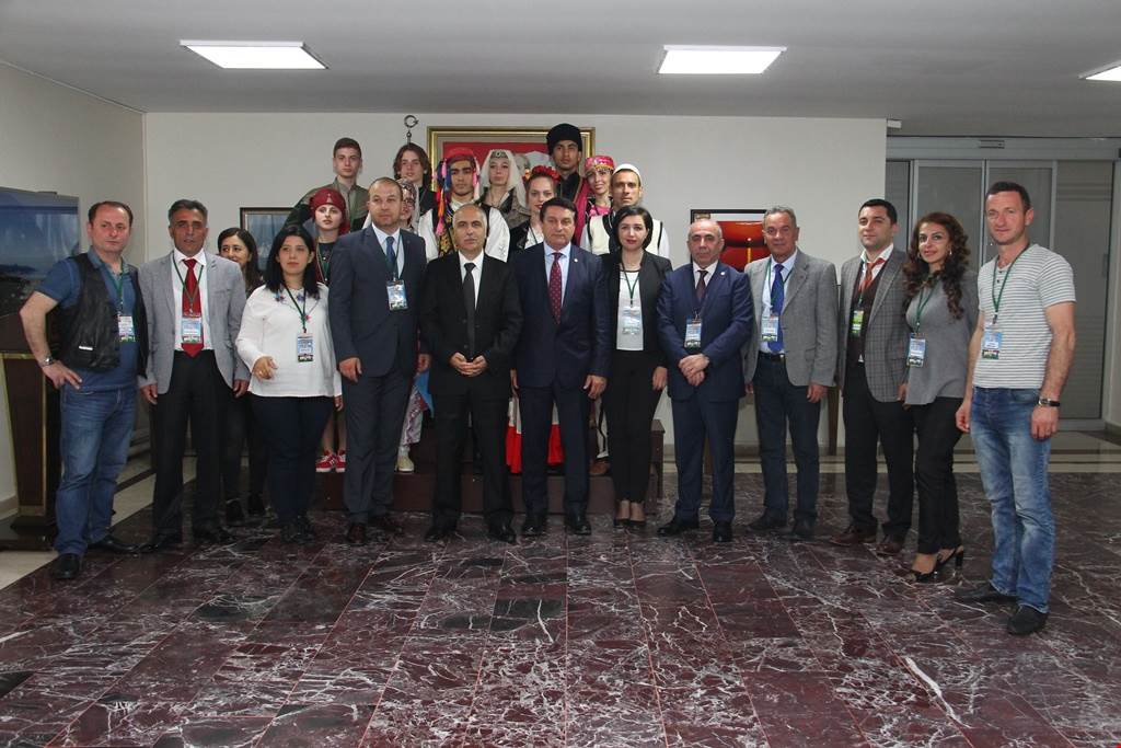 Vali Karahan, Aksu Festivaline Katılan Konukları Kabul Etti 