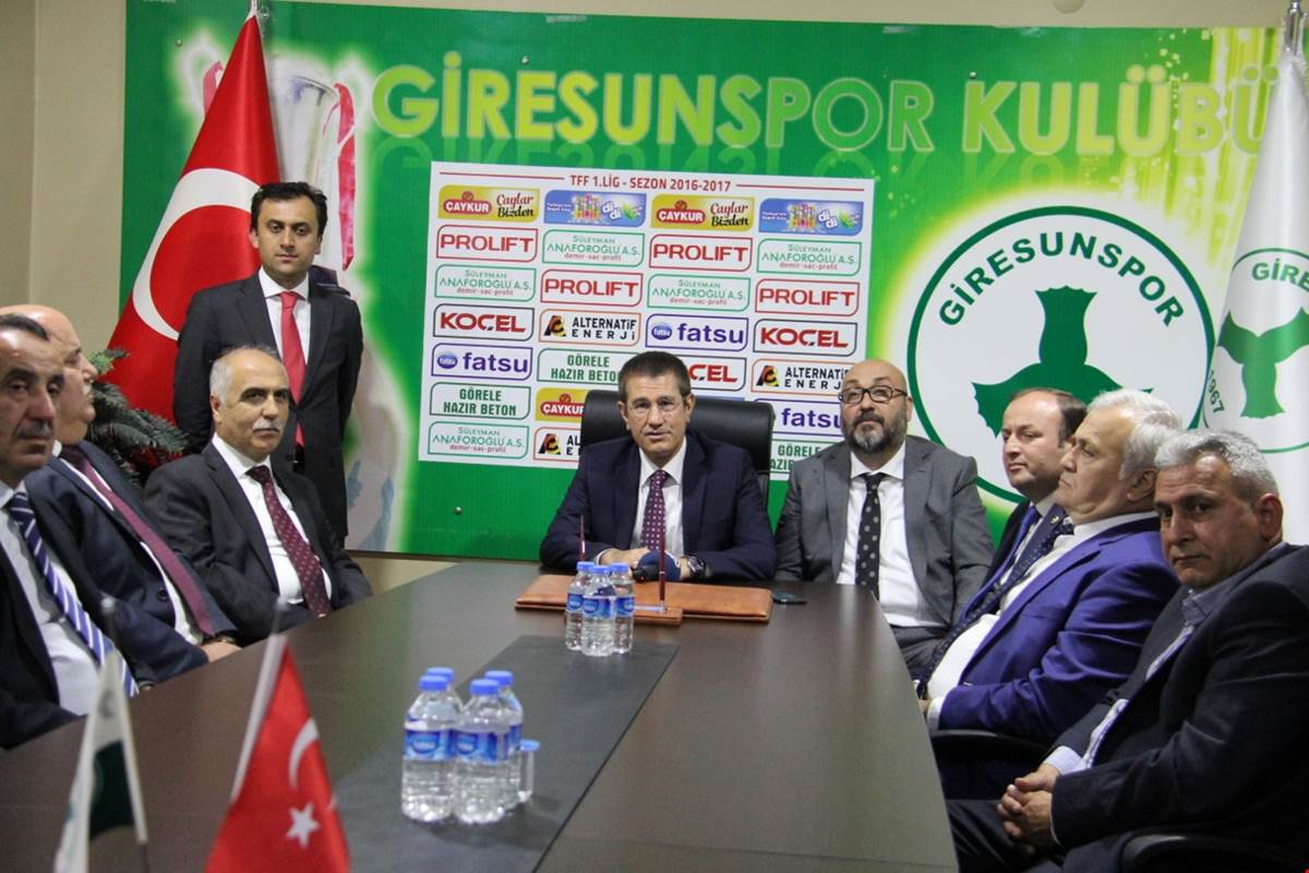 Canikli ve Vali Karahan Giresunspor’u Ziyaret Etti