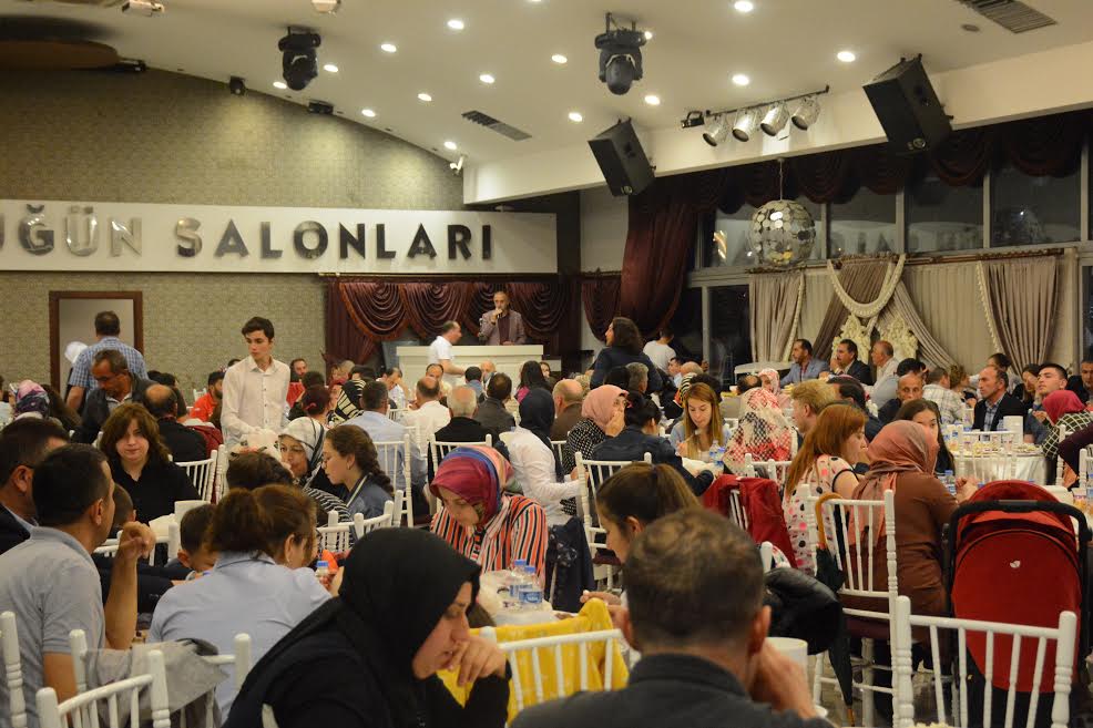 Başkan Yakar, Belediye Personelleri ile iftarda buluştu