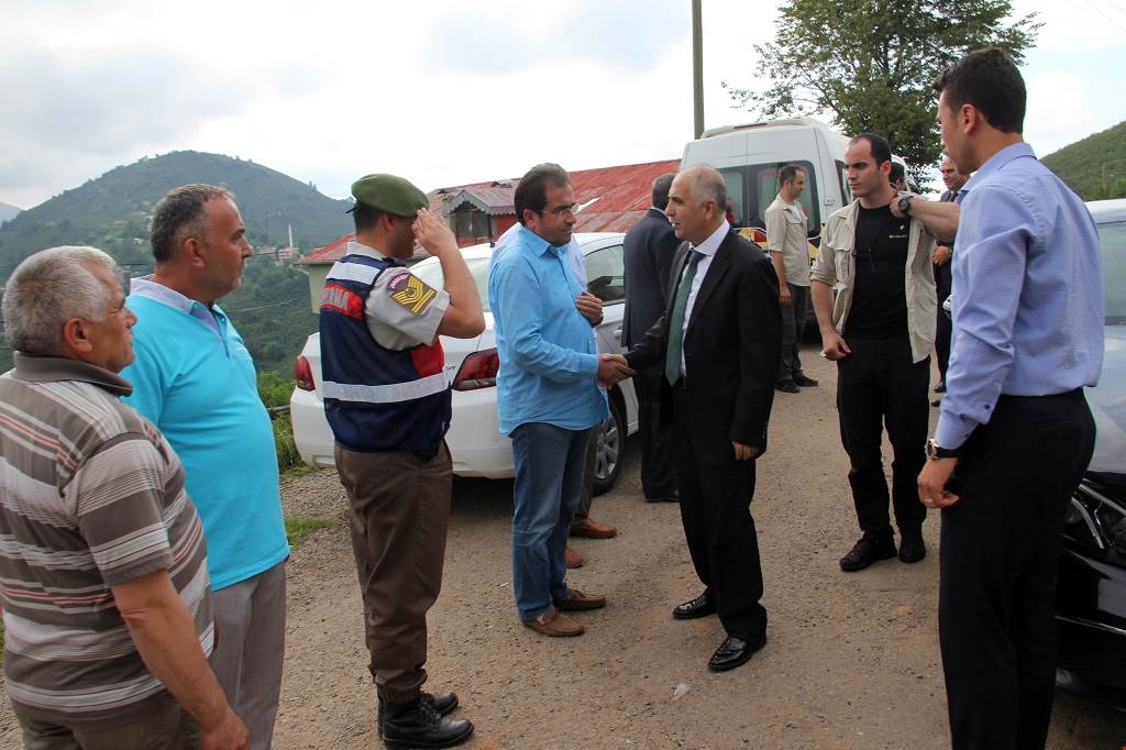 Gümüşhane Valisi Okay Memiş’in Acısını Paylaştı