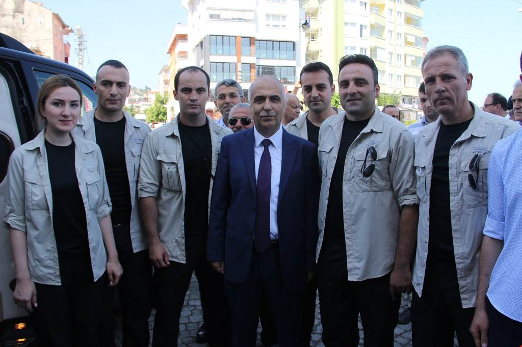 Vali Hasan Karahan, Törenle Uğurlandı