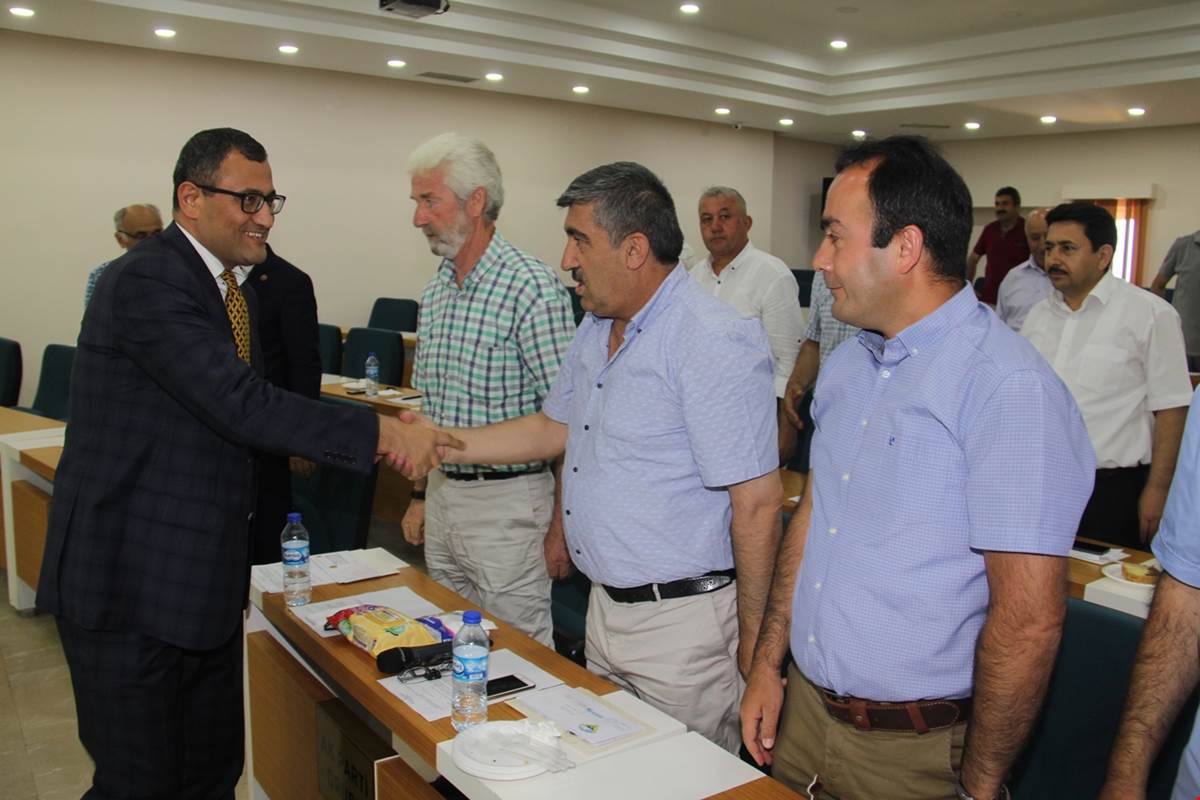 Vali Sarıfakıoğulları, İl Genel Meclisine Başkanlık Etti