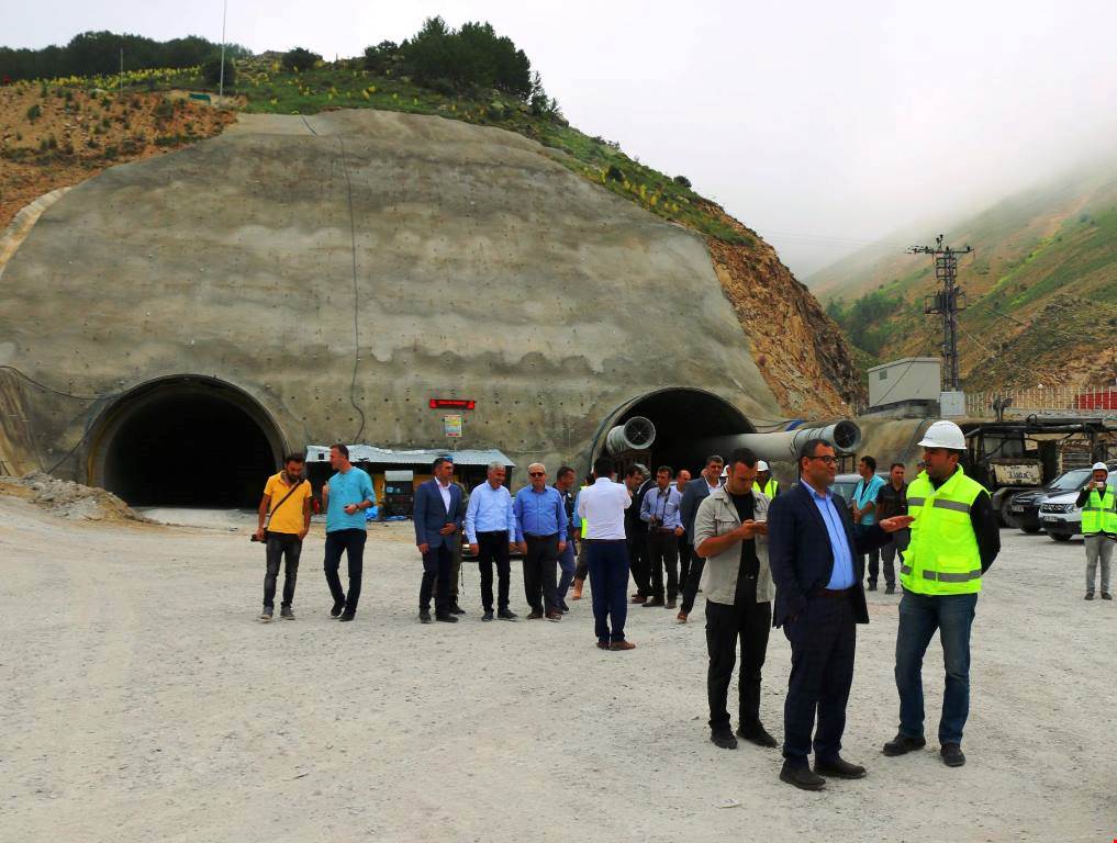 Vali Sarıfakıoğulları’ndan Eğribel Tünelinde İnceleme
