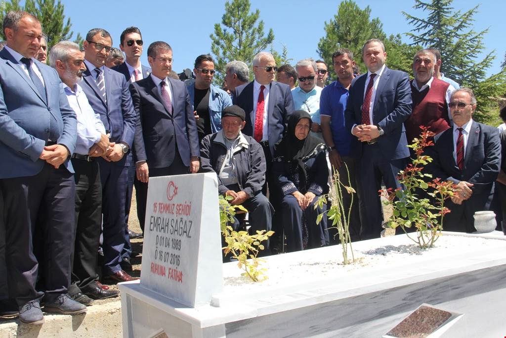 15 Temmuz Şehidi Kabri Başında Anıldı