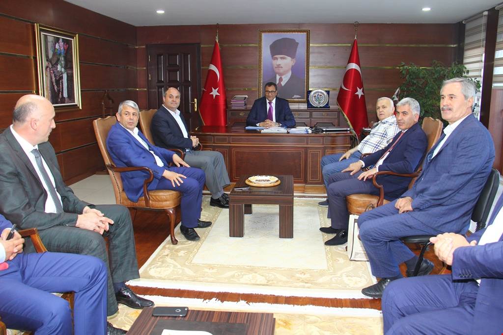 AK Partili Belediye Başkanlarından Valimize Hayırlı Olsun Ziyareti