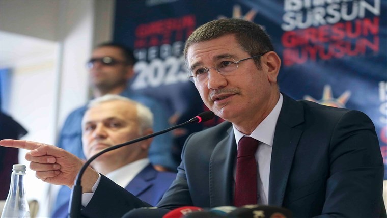 Nurettin Canikli Milli Savunma Bakanı oldu
