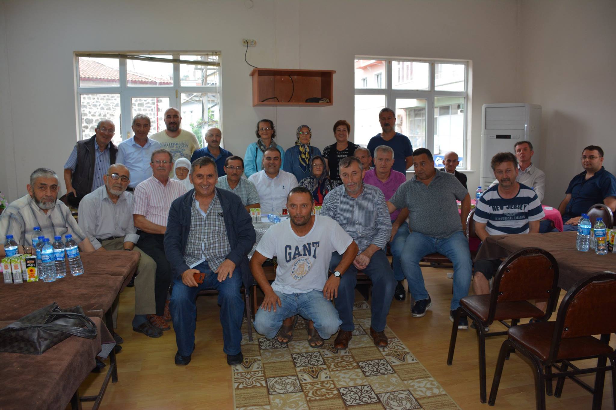 Çeşmebaşı Mahalle Halkını Dinledi.