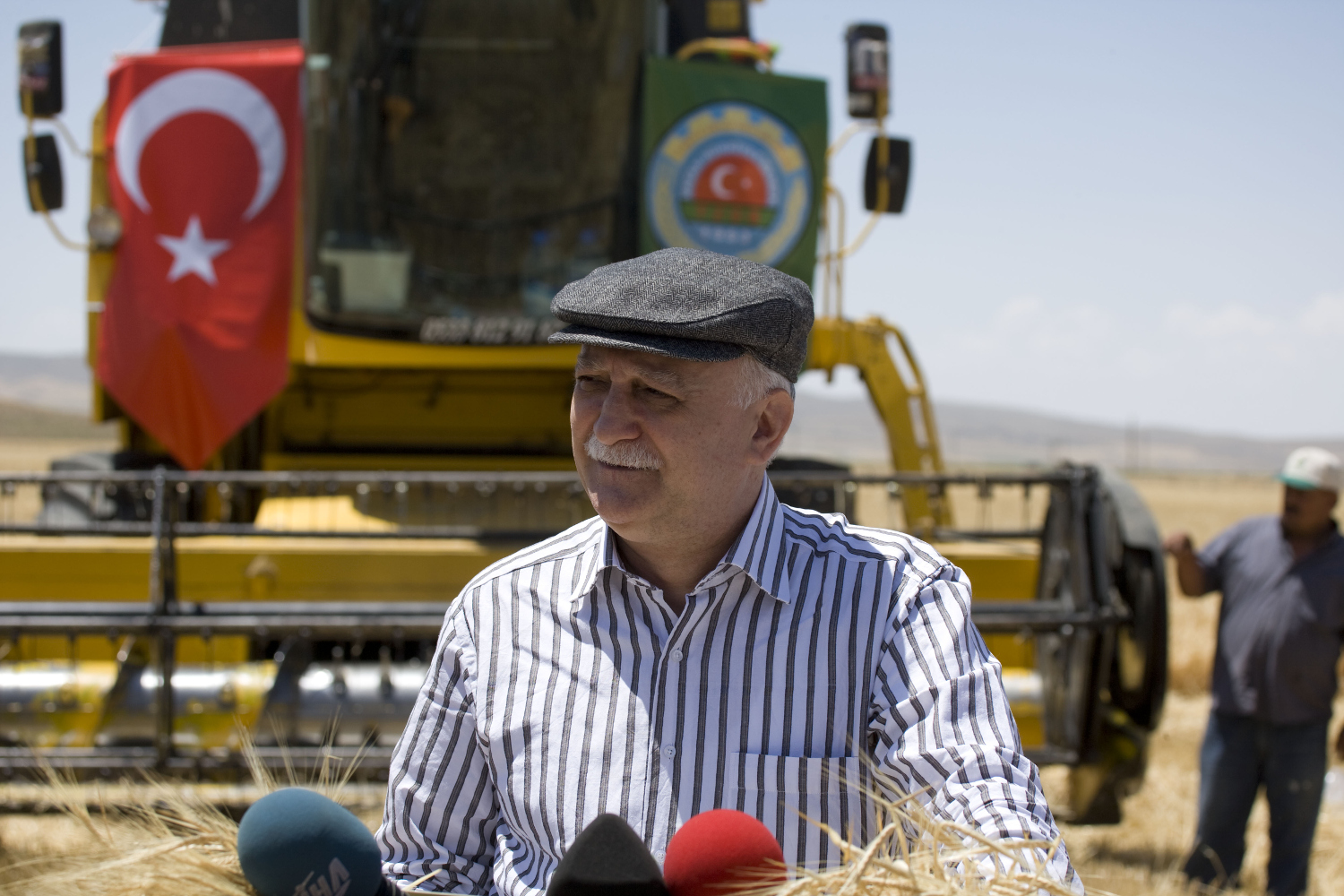 Bayraktar’dan çağrı: Fiyatları revize edin tepkiyi dindirin