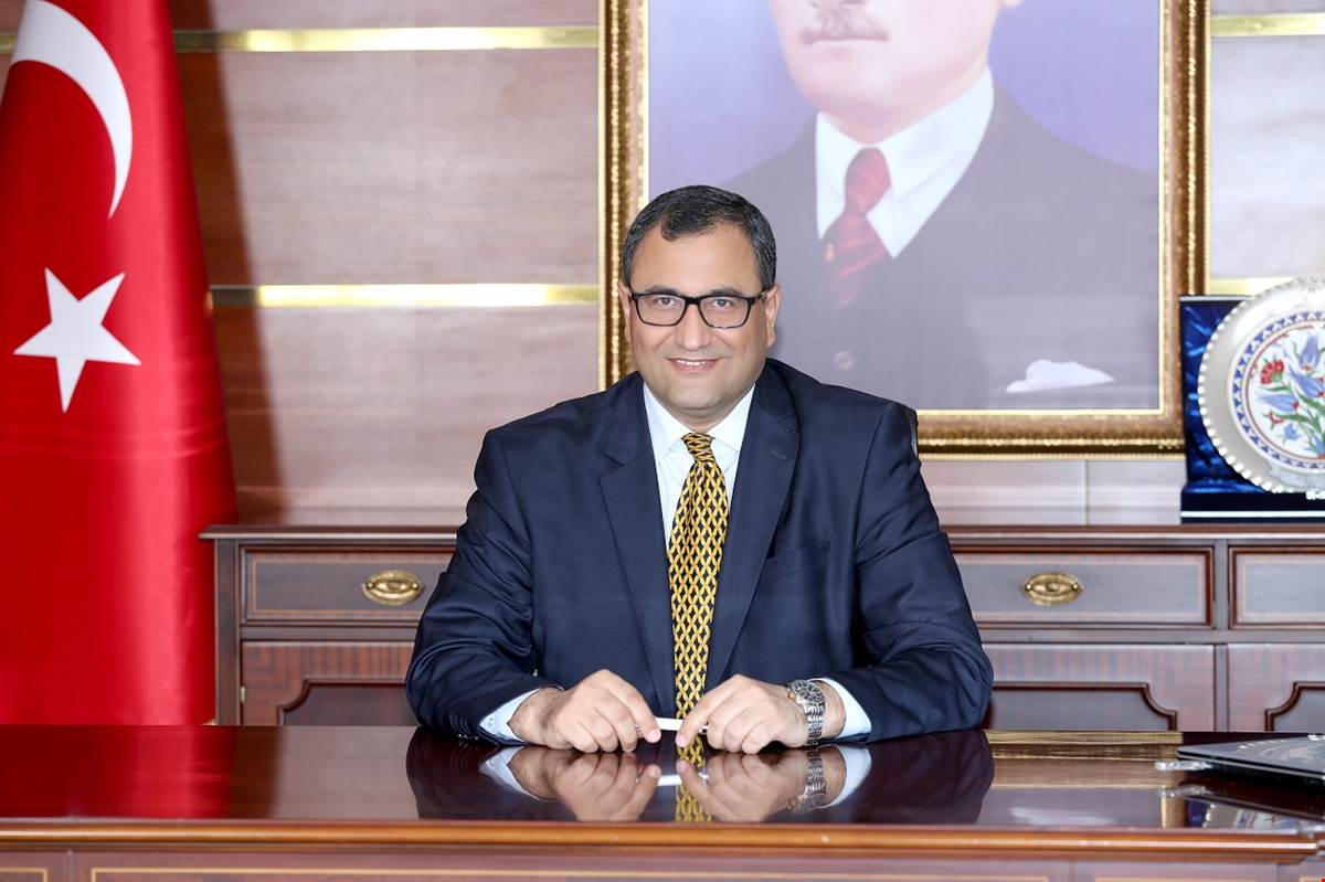 Vali Sarıfakıoğulları'nın 30 Ağustos Zafer Bayramı Mesajı