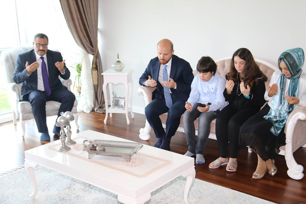 TÜGVA Üyesi Bilal Erdoğan’dan Tütüncü Ailesine Taziye Ziyareti