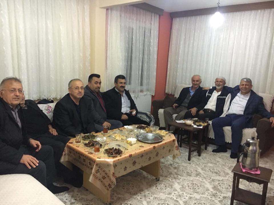 Hac’dan Dönen Vatandaşları Ziyaret Etmeye Devam Ediyor