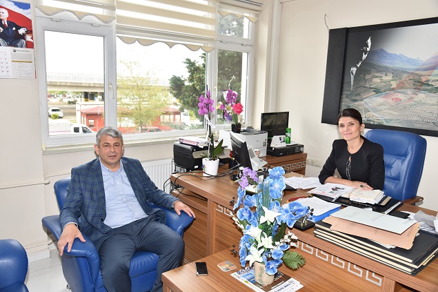  Karadere’den Tapu Müdürüne Ziyaret