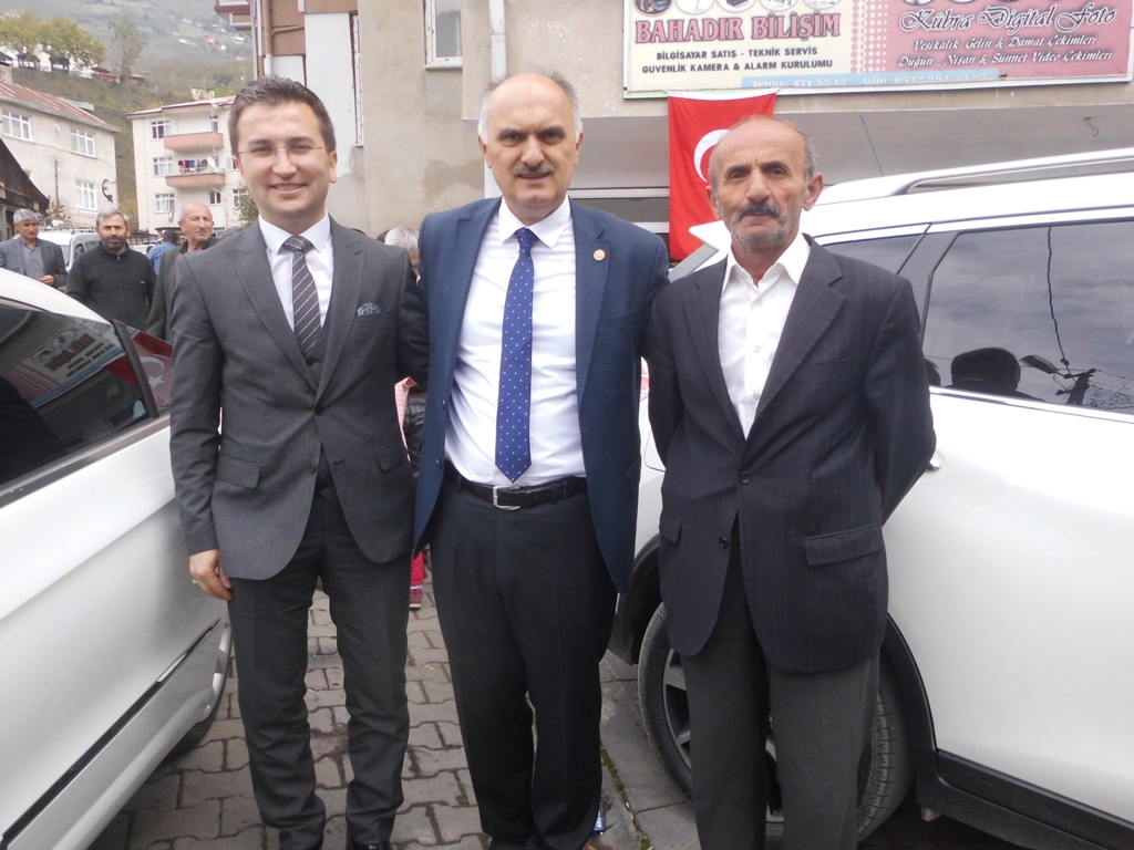 AK Parti Doğankent İlçe Başkanlığına Özden seçildi 