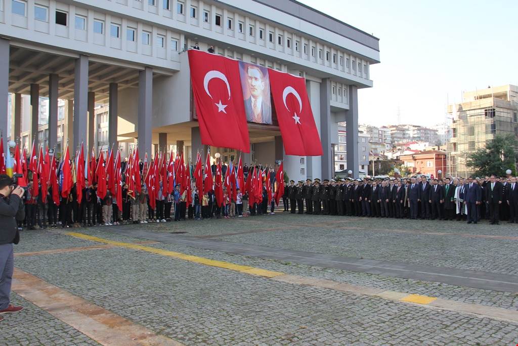 Atatürk’ü Ölümünün 79 uncu Yıl Dönümünde Saygı ve Minnetle Andık