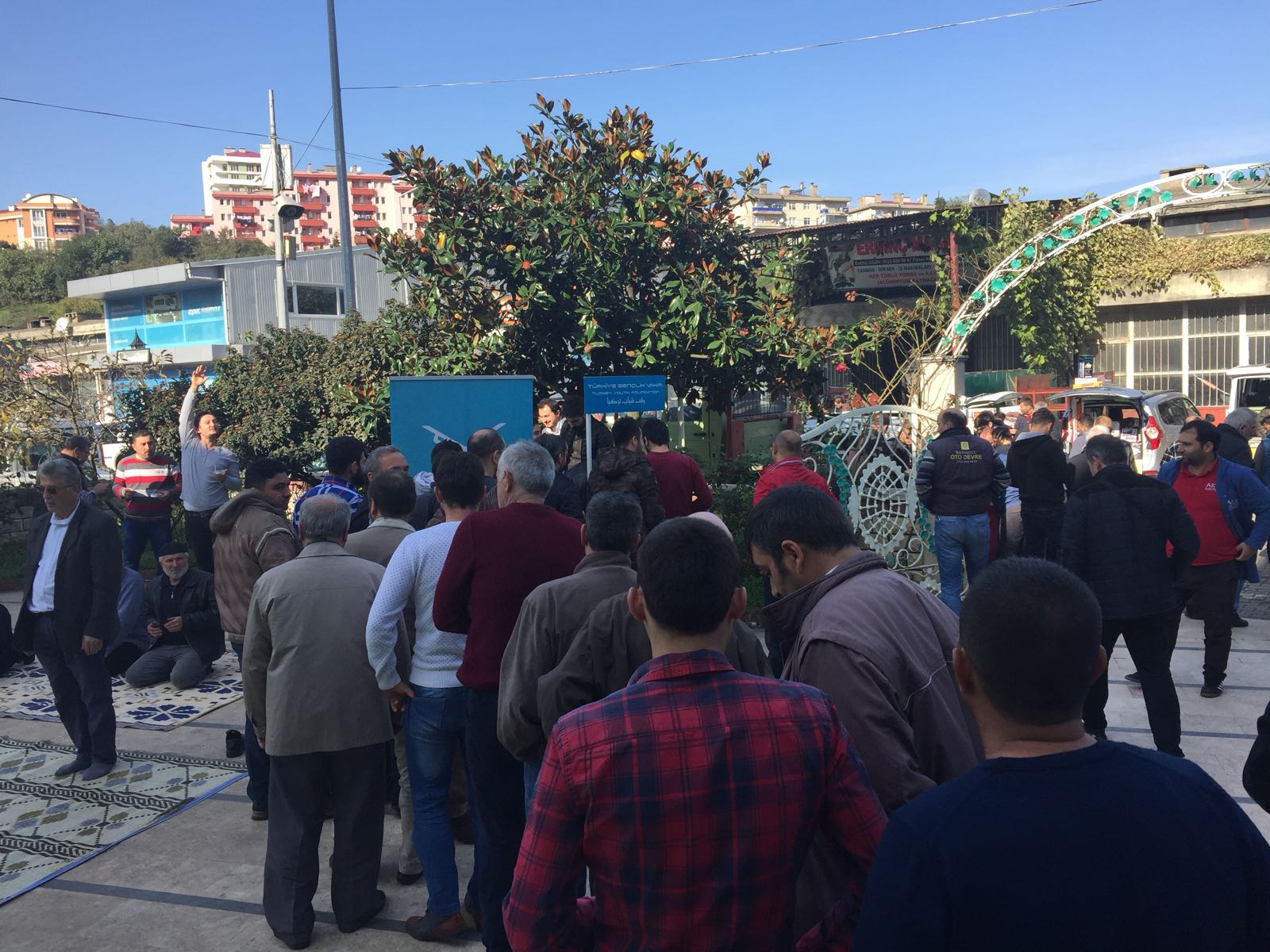 TÜGVA Giresun’dan Sanayi Esnaflarına Tatlı Bir Selam