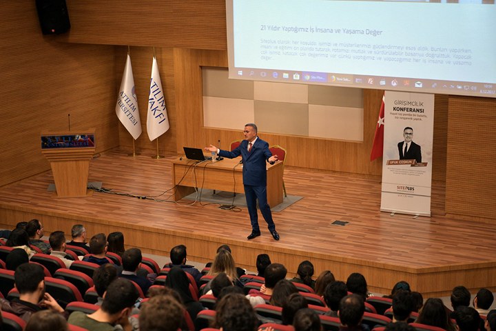Atılım Üniversitesinde başarının sırrı konferansı düzenlendi