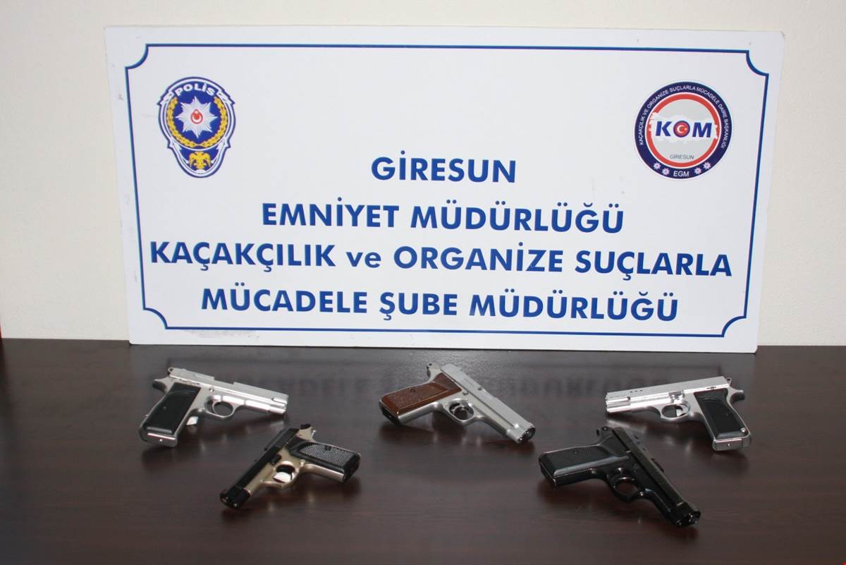 Silah Kaçakçılarına Büyük Darbe 