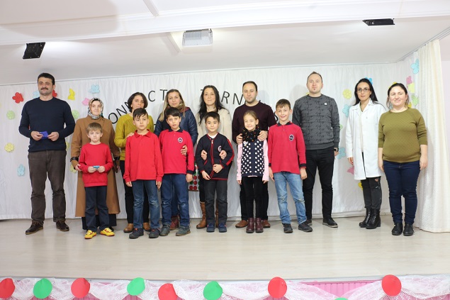 Anne Baba Benimle Oynar mısın! 