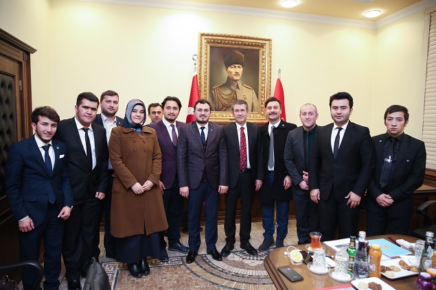 TÜGVA Milli Savunma Bakanı Nurettin Canikli’yi ziyaret etti.