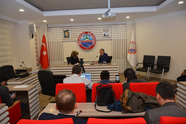  Başkanı Yakar, gündemle ilgili değerlendirmelerde bulundu.