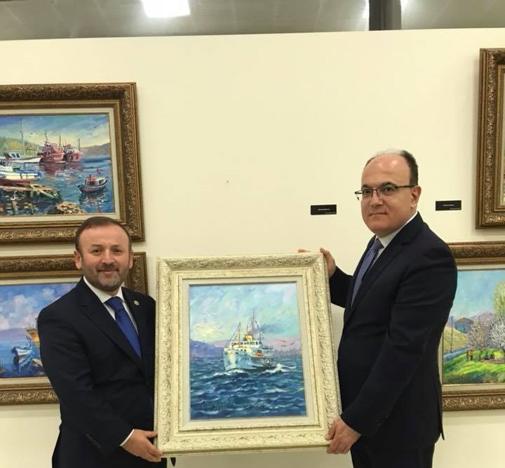 ÖZTÜRK’ÜN RESİMLERİ ATA TOPRAKLARINDA 