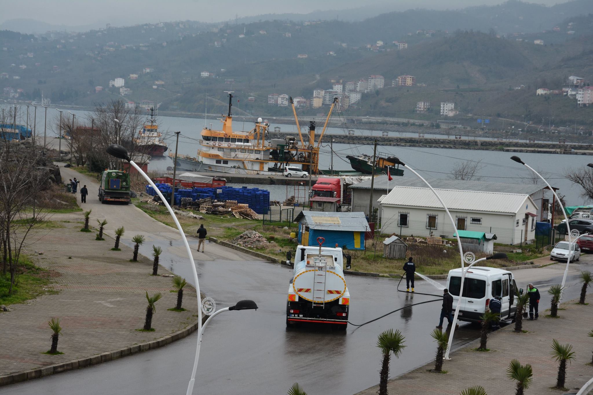 TEMİZLİK SEFERBERLİĞİ DEVAM EDİYOR