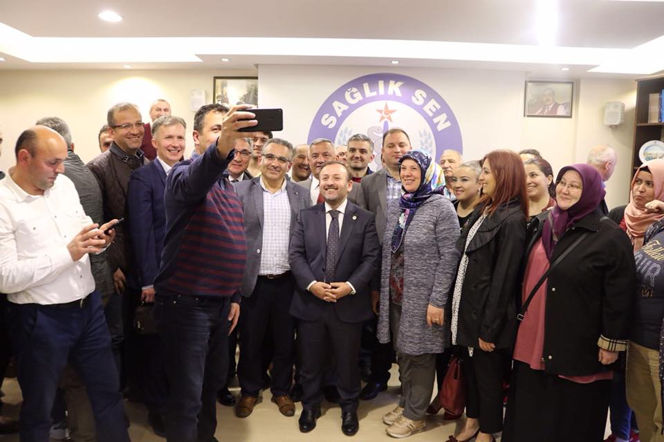 BATININ HAYALLERİNİ HANÇERLE BÖLDÜK