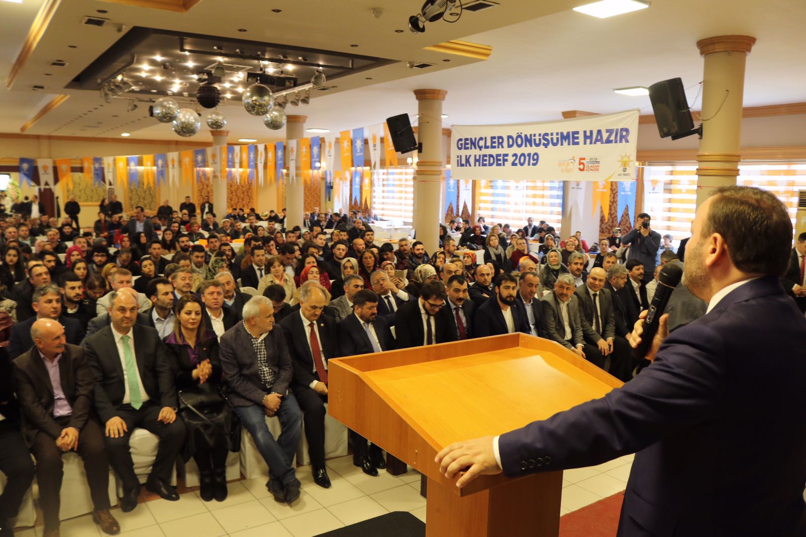 SEÇİM SONUÇLARINI GENÇLER BELİRLEYECEK 