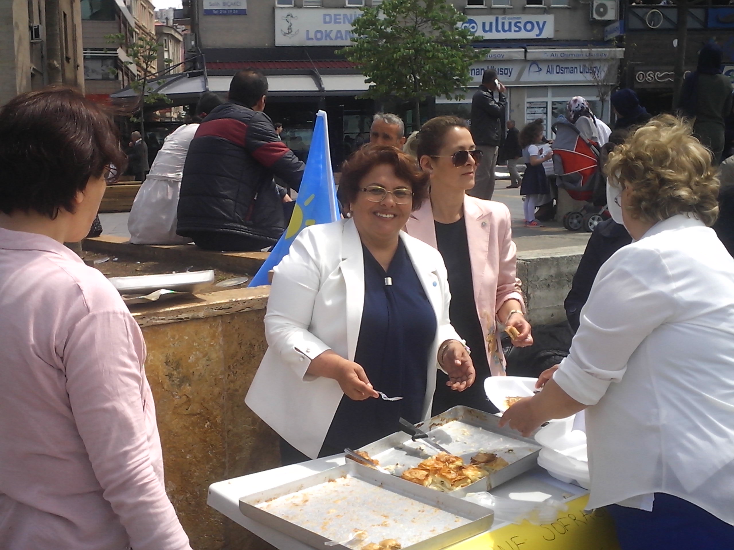 İYİ PARTİ’DEN ANNELER SOFRASI ETKİNLİĞİ