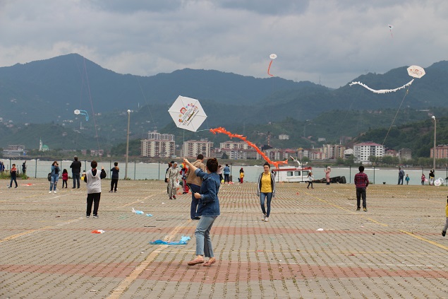 Çocuklara Düşler Diyarında Uçurtma Şenliği
