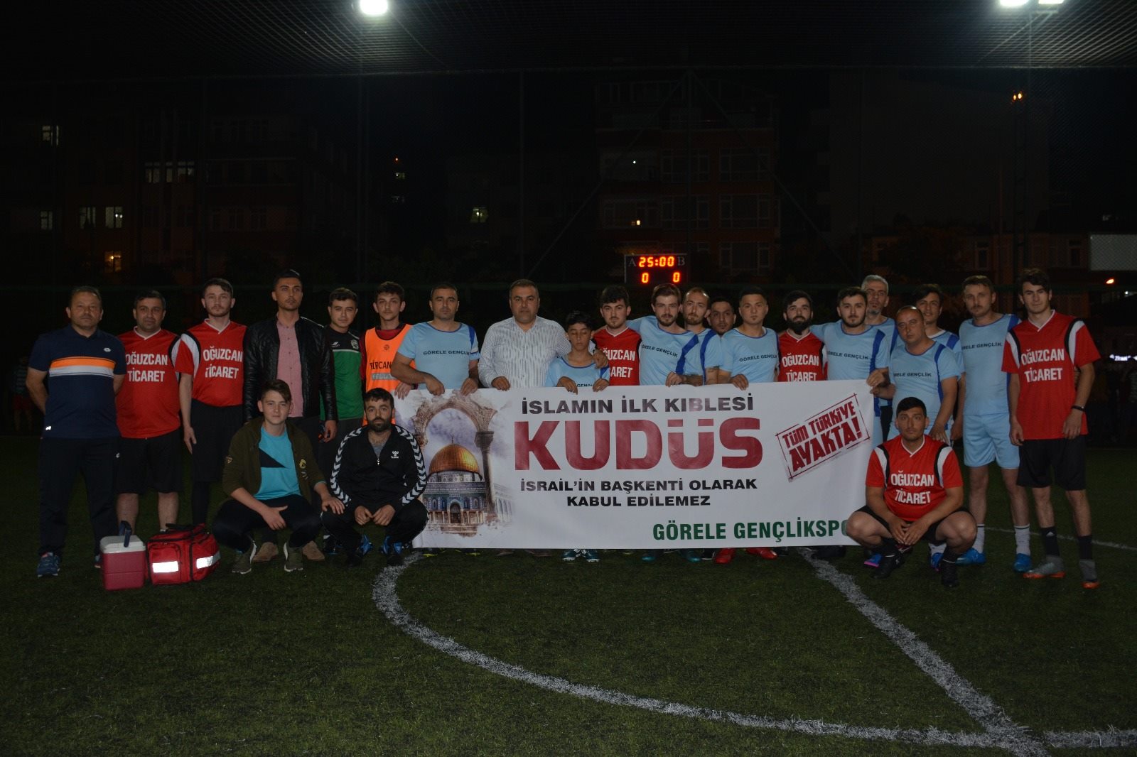 ŞEHİT YAŞAR TÜFEKÇİ HALI SAHA FUTBOL TURNUVASI BAŞLADI!