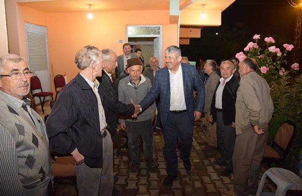 BAŞKAN KARADERE TERAVİH BULUŞMALARI GELENEĞİNİ SÜRDÜRÜYOR
