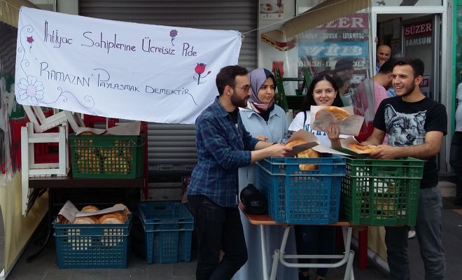 Giresun’da Bedava Ramazan Pidesi