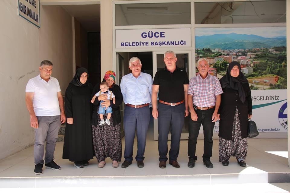 Güce Belediye Başkanı Aytekin Geçgel Şehit Ailesine Ağırladı