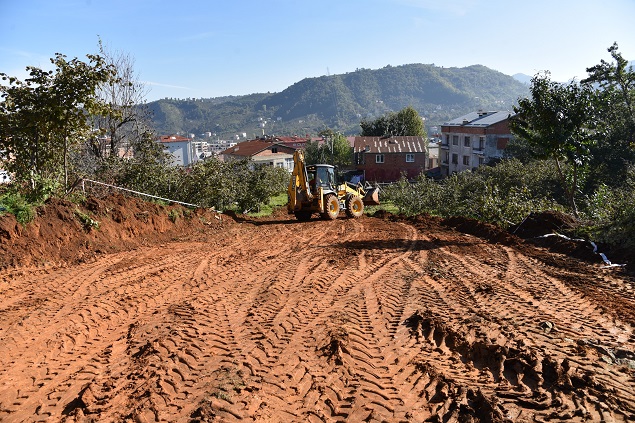 KONAKYANI SOKAK’TA YOL AÇMA ÇALIŞMASI